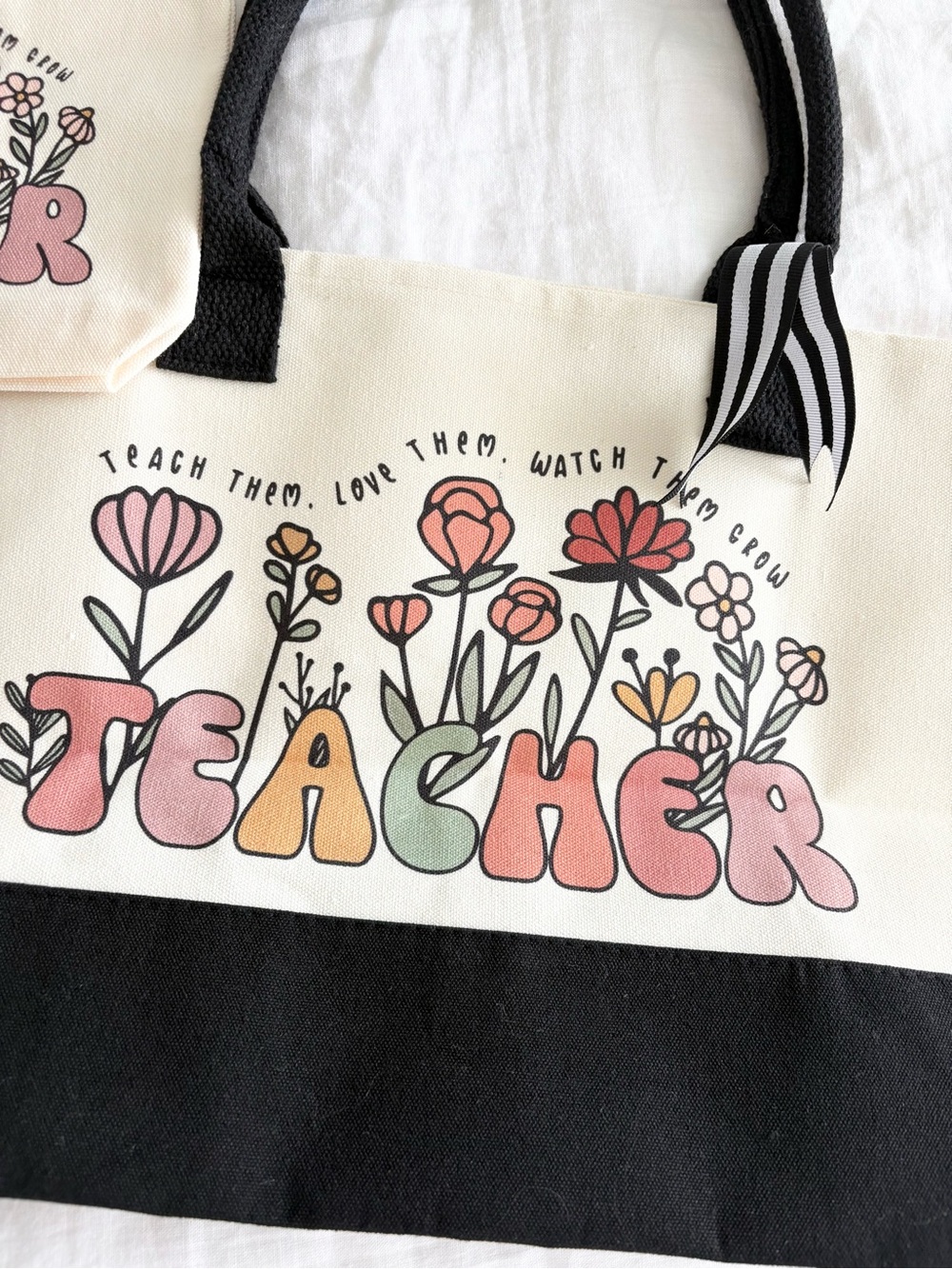 Teacher Accessories Bundle - Picture 4 of 5